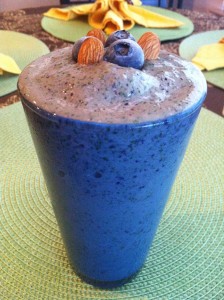 Blueberry Almond Green Smoothie