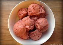 Strawberry Kiwi Vitamix Ice Cream